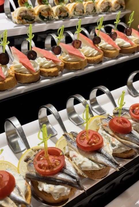 Gastro Can Garden Resort