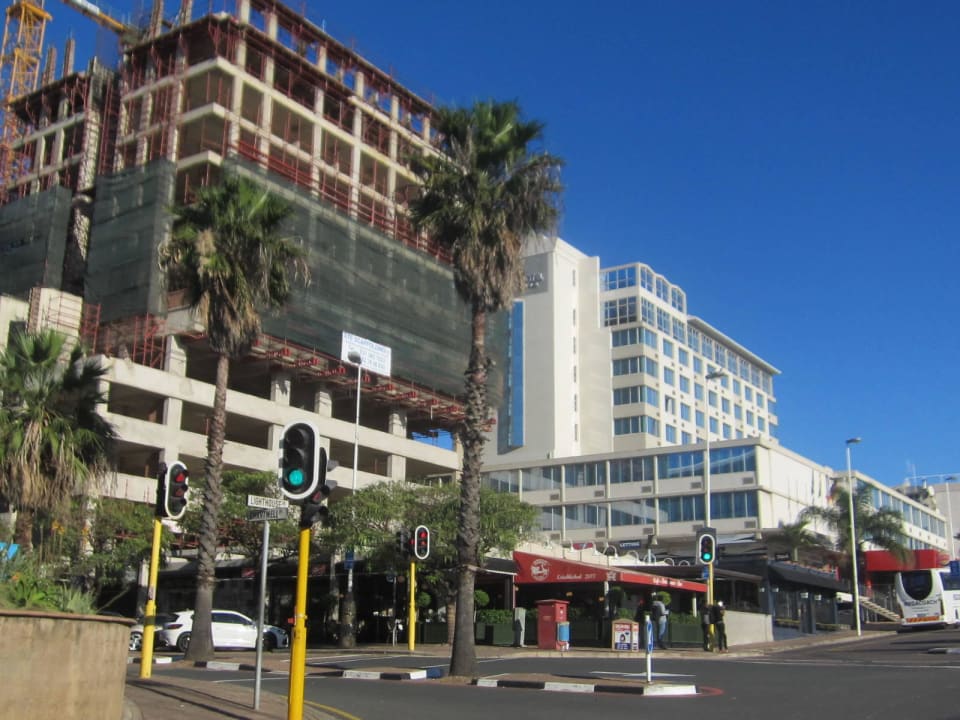 Flair + Umgebung toll Hotel Umhlanga Protea