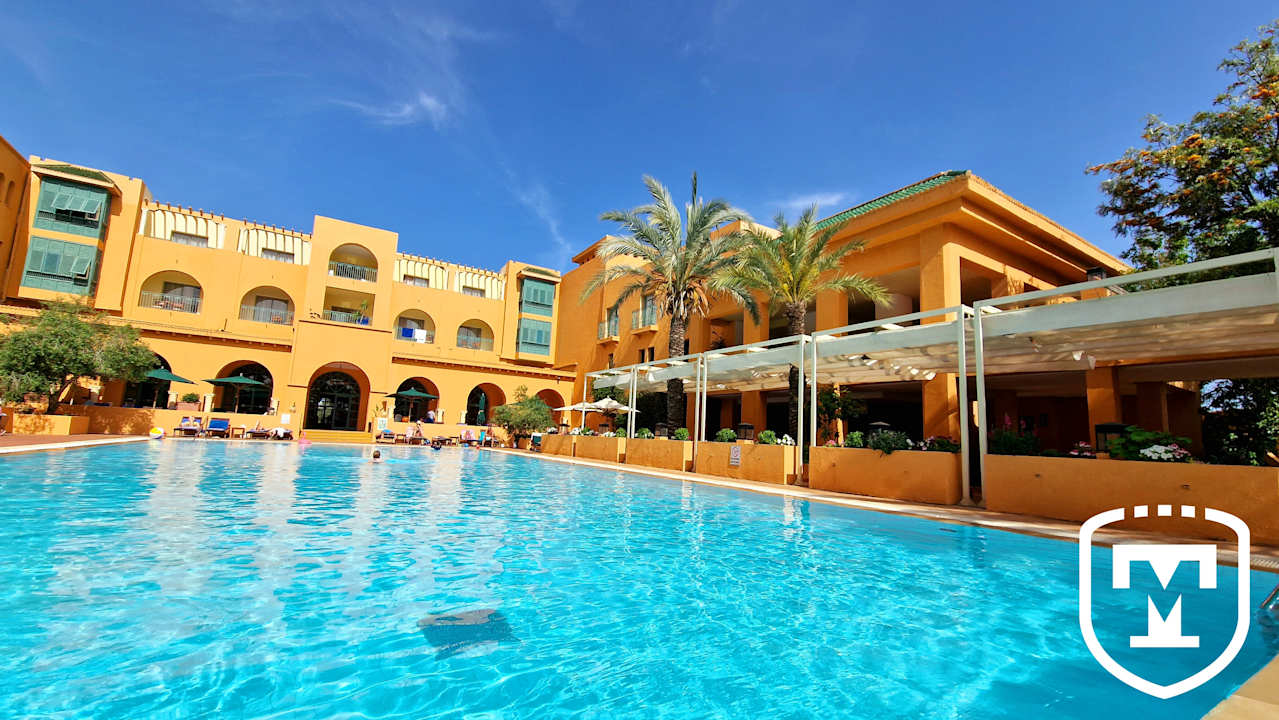 Pool Hotel Alhambra Thalasso