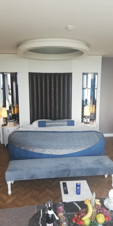 Zimmer Sherwood Exclusive Lara