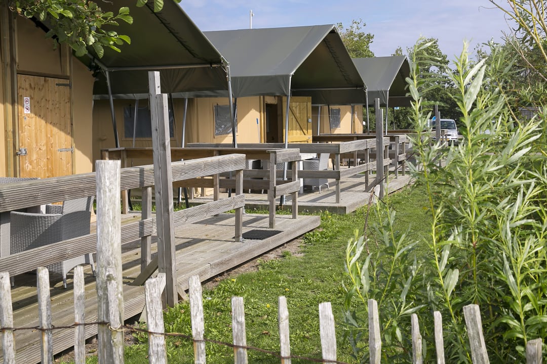 Außenansicht Roompot Vakantiepark Callassande