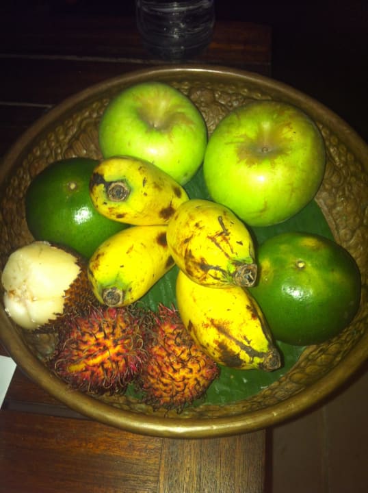 täglich frische obstplatte  Kayumanis Sanur Private Villa & Spa