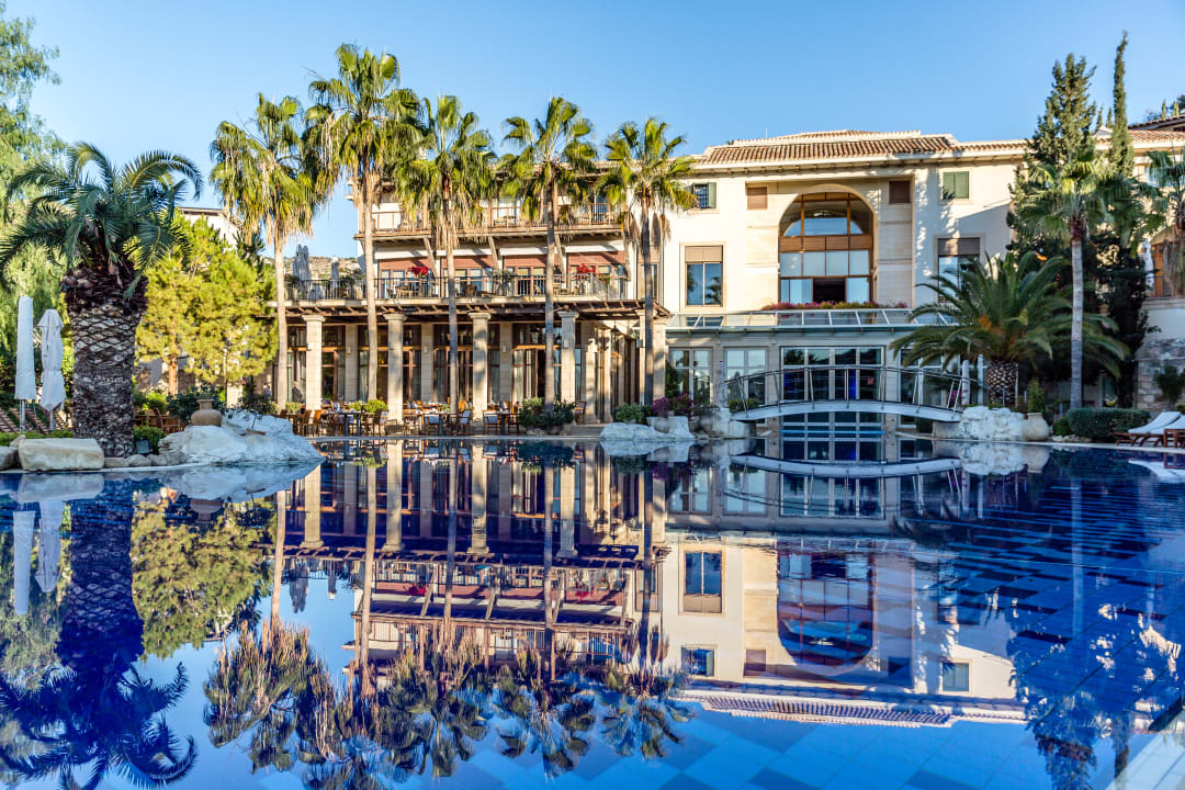 Pool Columbia Beach Resort