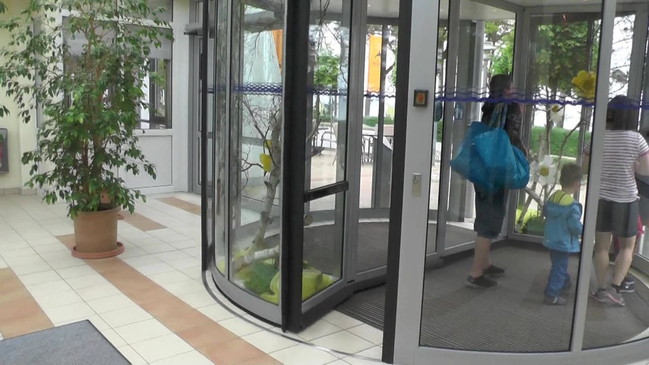 Ausgang zum Strand/Promenade IFA Rügen Hotel & Ferienpark