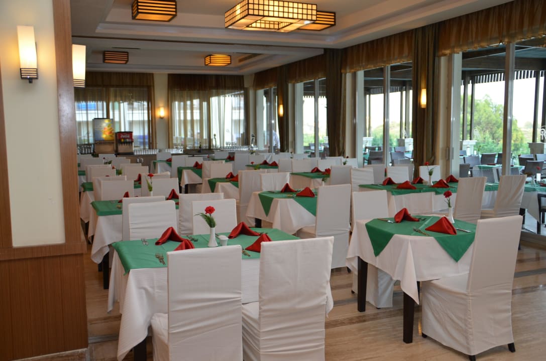 Restaurant Royal Atlantis Spa & Resort