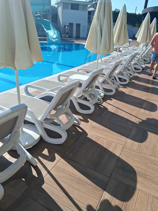 Zimmer Palm World Side Resort & Spa