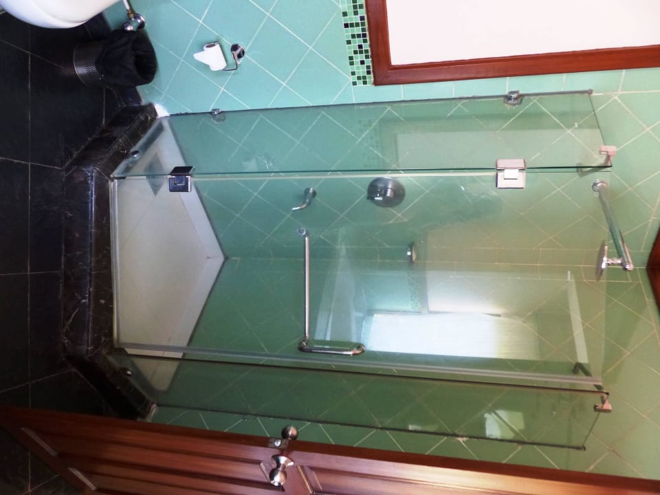 Dusche  Hotel Thekkady Wild Corridor