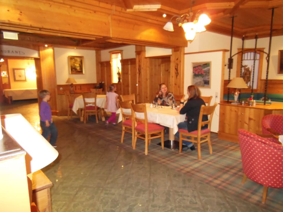 Teilbereich Restaurant Riederin Hotel & Chalets