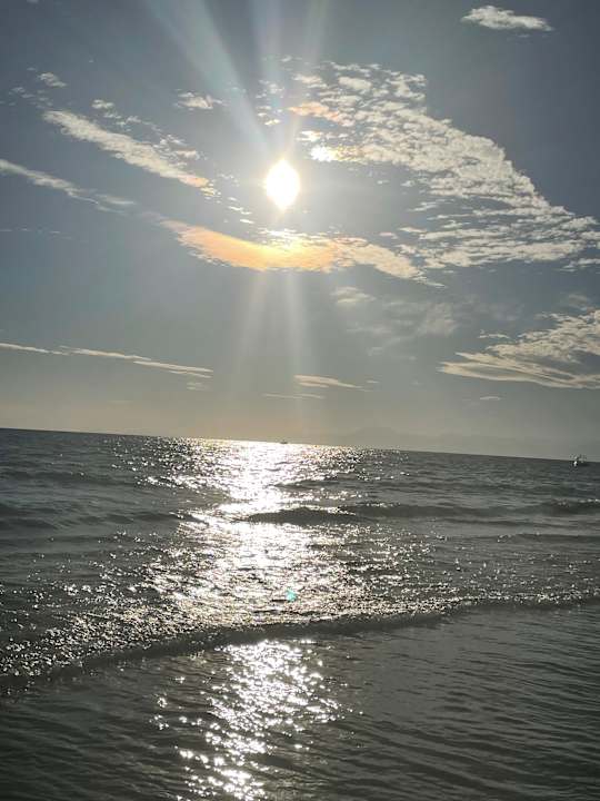 Strand Luna Blanca Resort & Spa