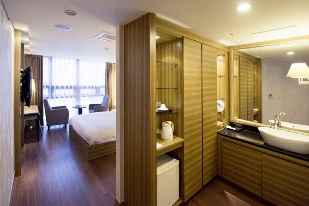 Zimmer Sunset Business Hotel