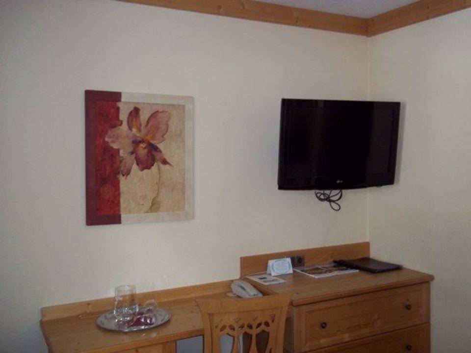 Fernseher Alphotel Tyrol