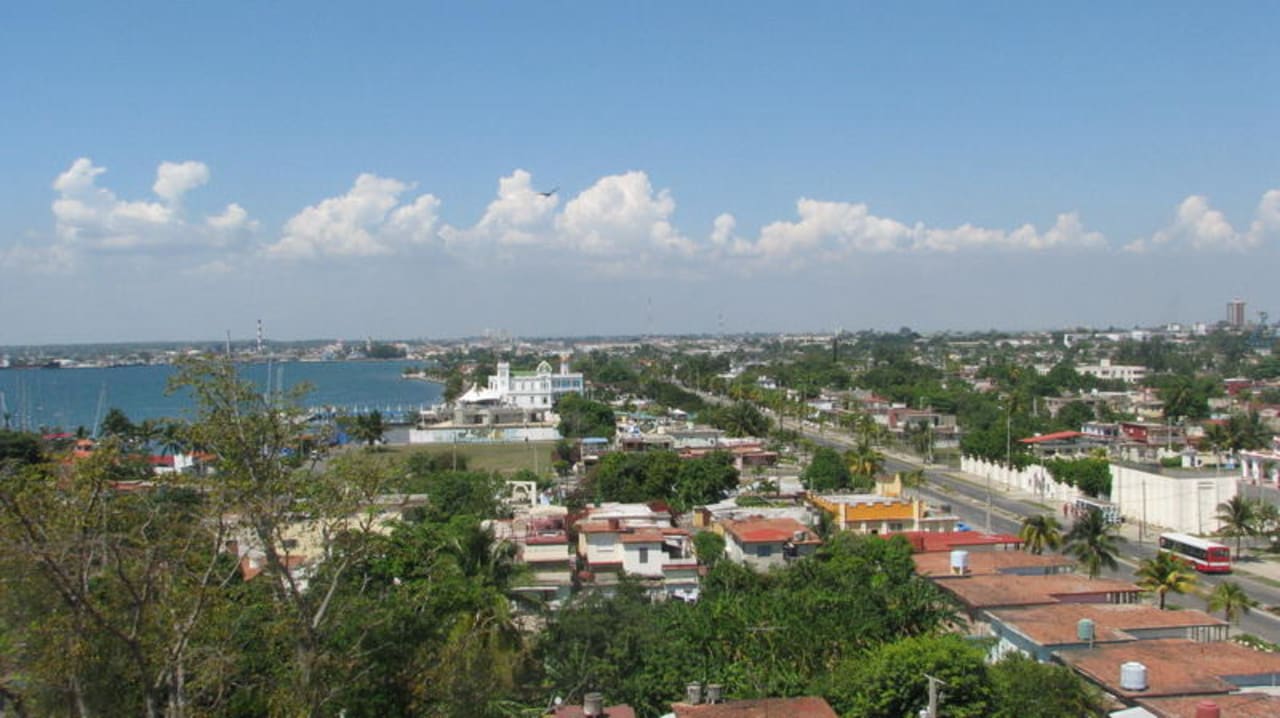 Blick vom Zimmer in Richtung Cienfuegos Hotel Jagua Affiliated by Meliá