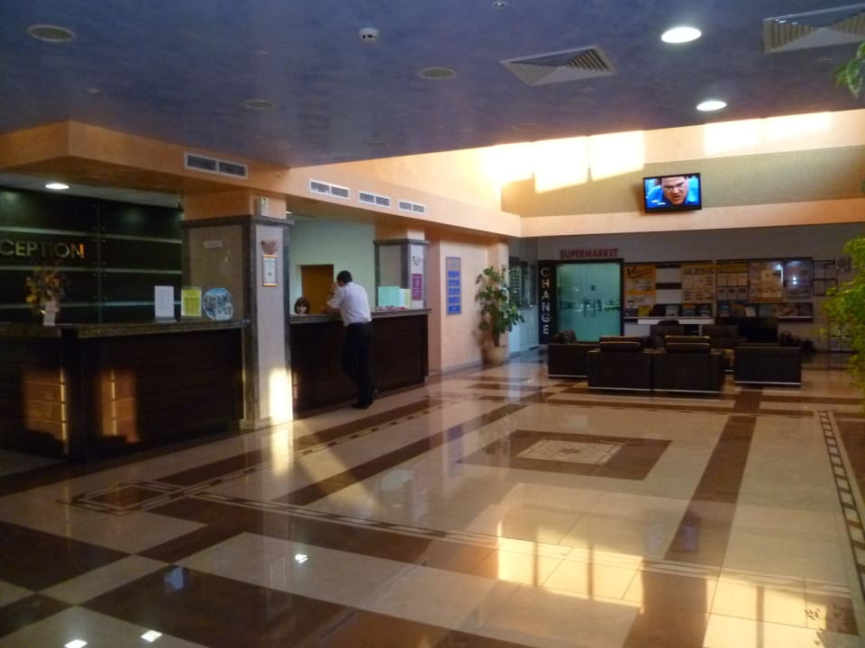 Rezeptionshalle Hotel Bilyana Beach