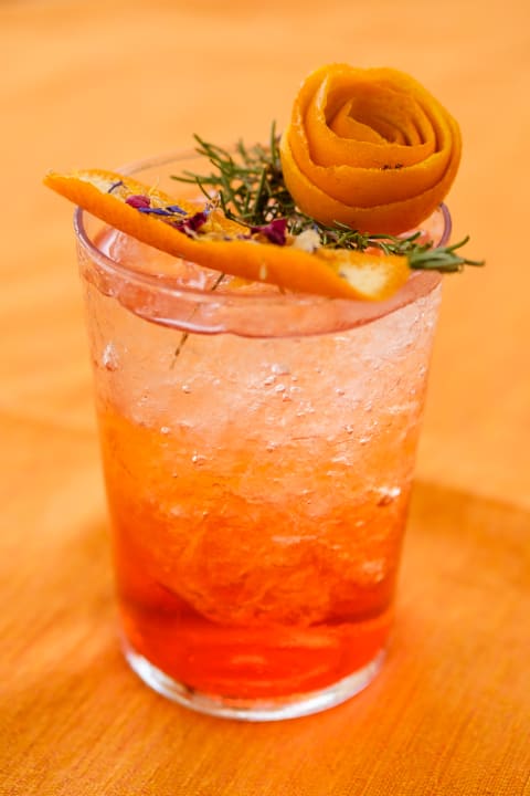 Gastro Canado Club Family Village