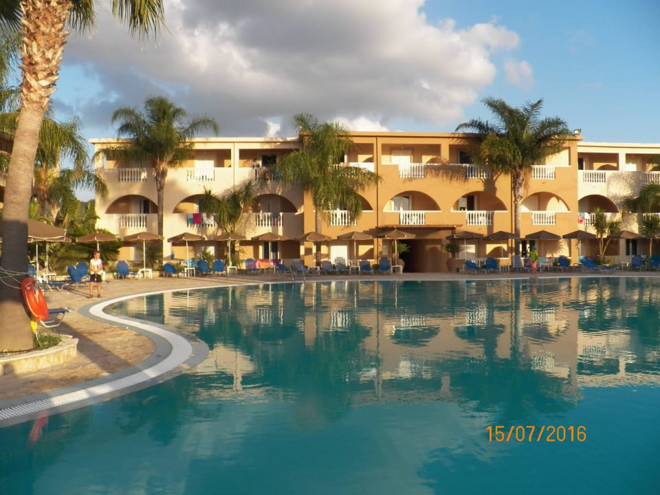 Basen Hotel Zante Village