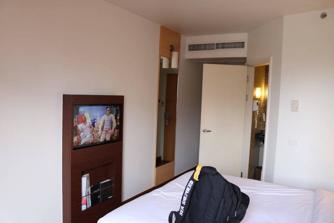 Bett/TV Ibis Bangkok Sukhumvit 4 - SHA Extra Plus