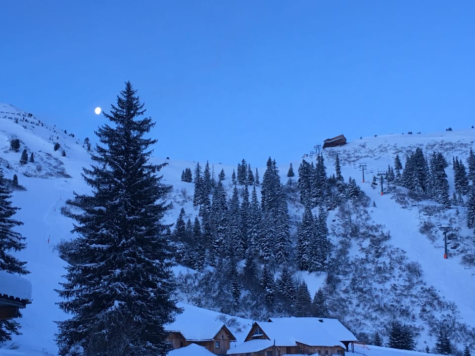 Außenansicht Hotel Berghof Riesneralm