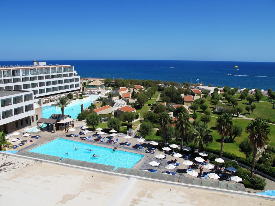 Blick vom Balkon-links Grecotel LUXME Dama Dama