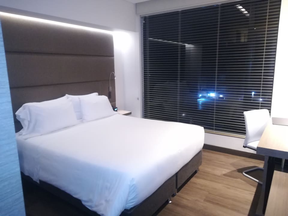 Zimmer bs Rosales Hotel and Suites