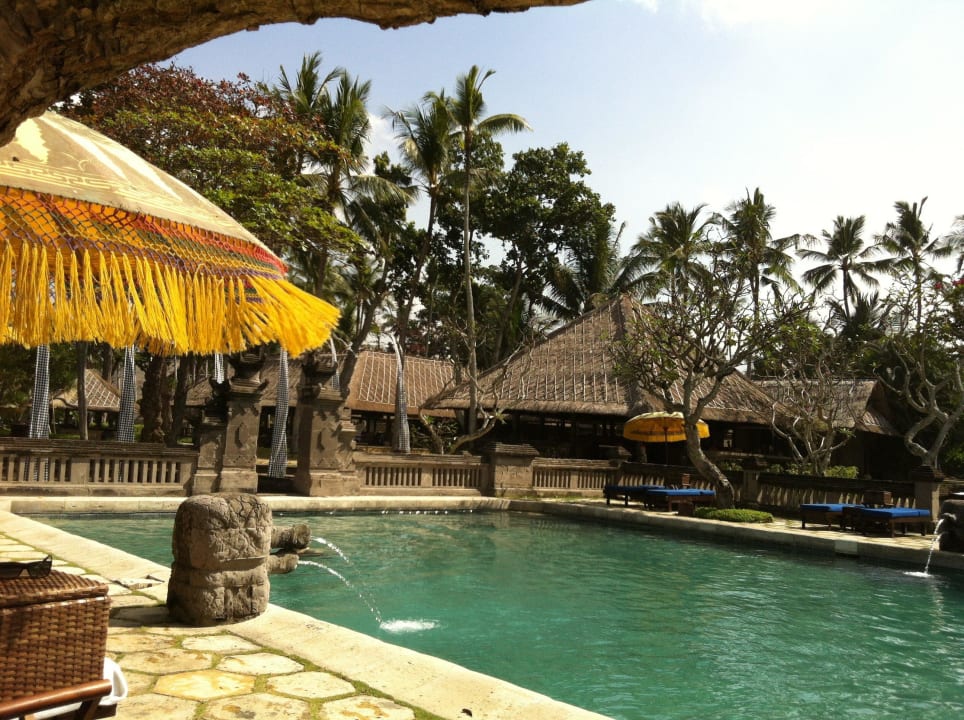 Ausblick auf Pool The Oberoi Beach Resort, Bali