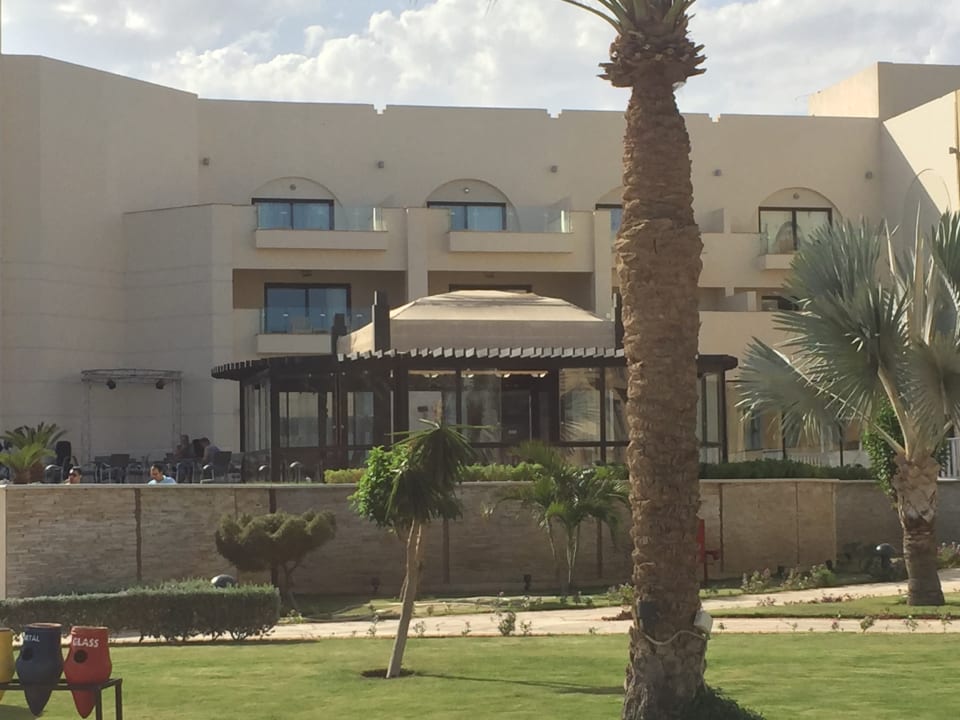 Gartenanlage Mövenpick Waterpark Resort & Spa Soma Bay