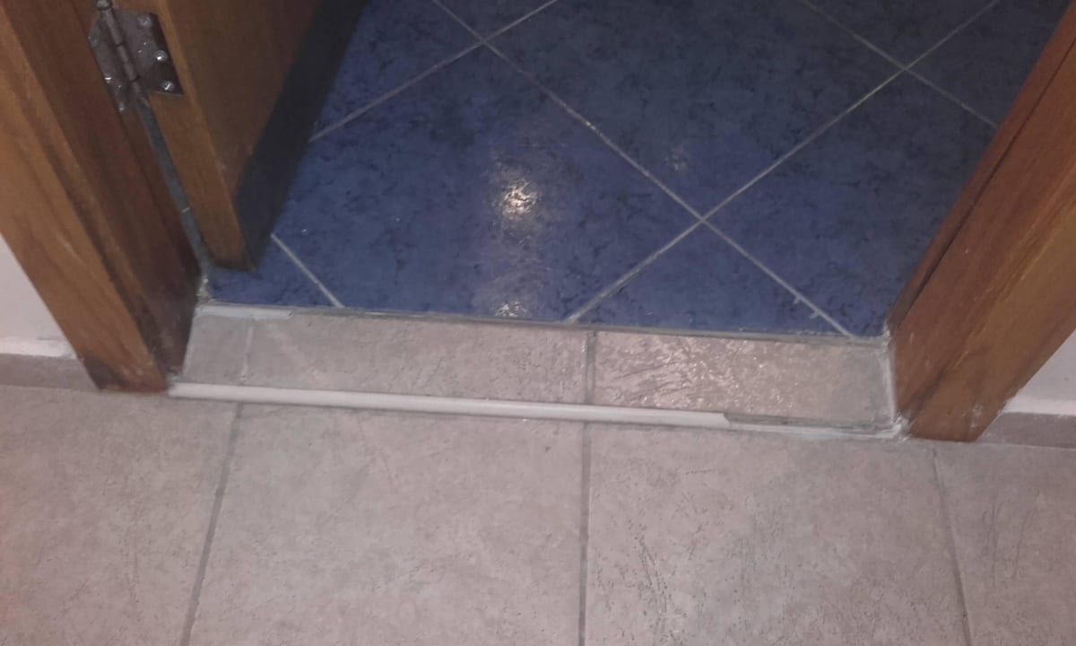 Próg do łazienki Hotel Atlas