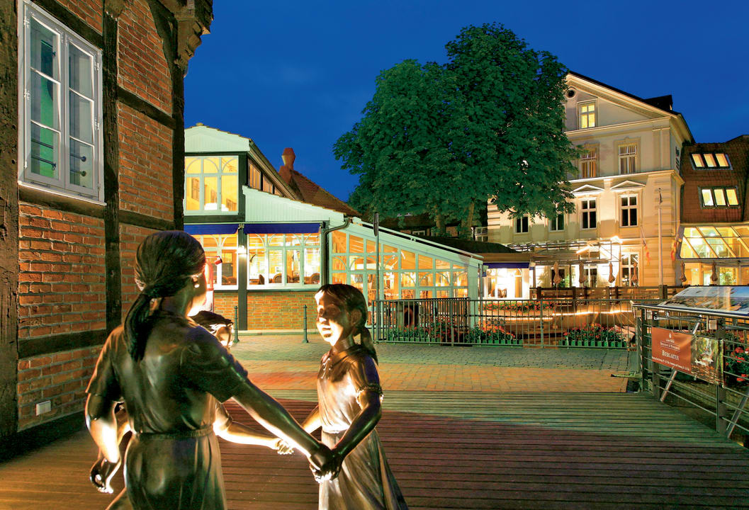 Marina Café am Abend Bergström Hotel Lüneburg