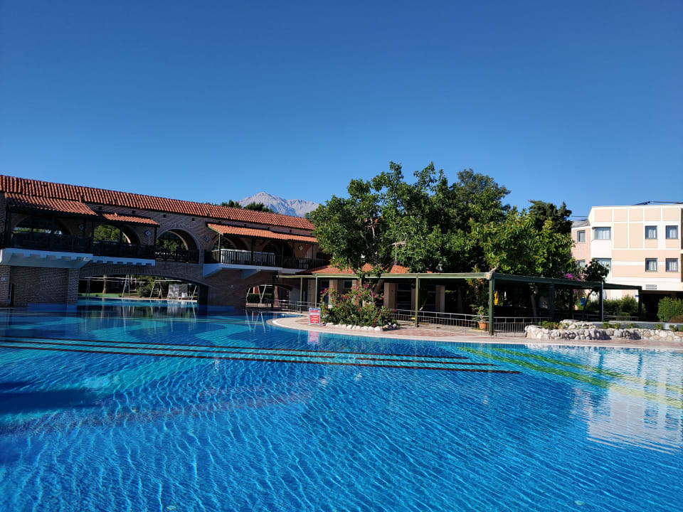 Pool Limak Limra Hotel & Resort