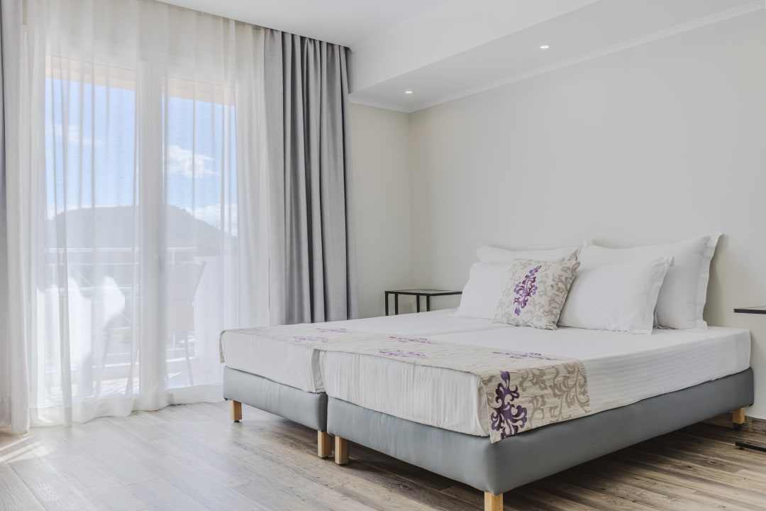 Zimmer Sunrise Zante - Adults Only Hotel