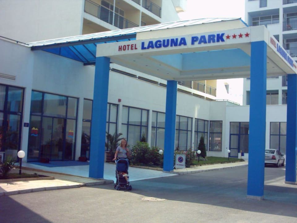eingang Hotel Laguna Park & Aqua Club
