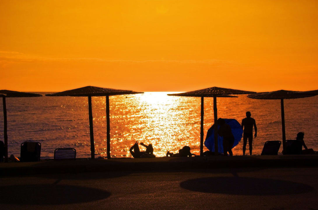 Sunsey in Paradise Regos Resort Hotel