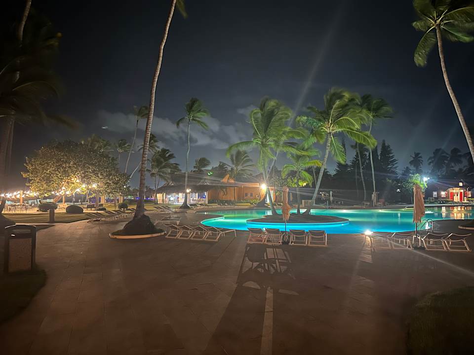 Pool Punta Cana Princess All Suites Resort & Spa