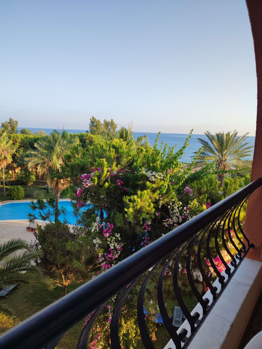 Ausblick Club Turtas Beach Hotel