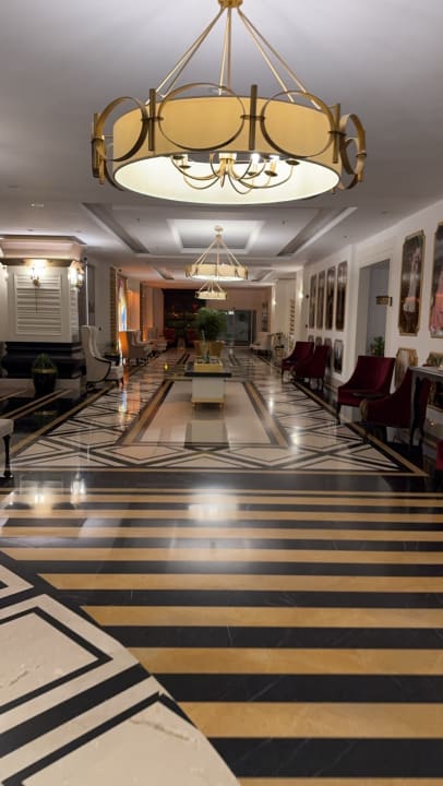 Lobby Mary Hotel Side