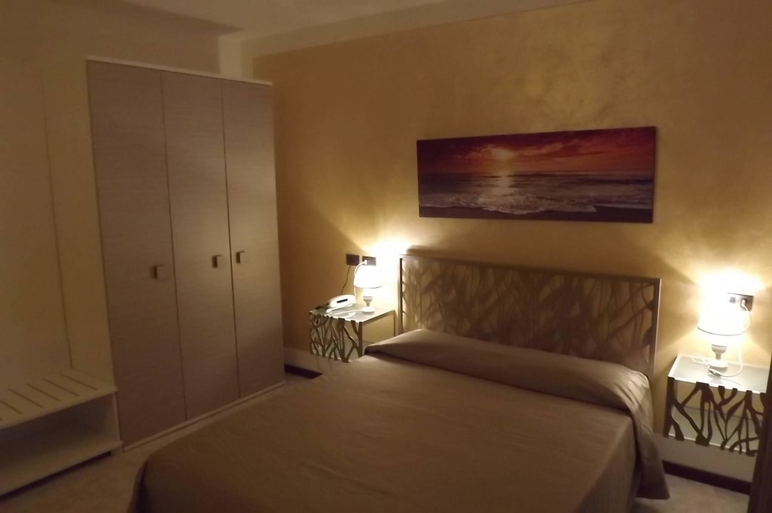 Camera Monte Denervo Park Hotel Zanzanu