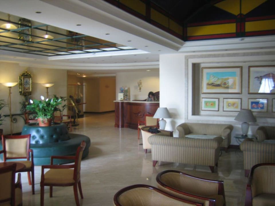 Lobby Grand Hotel Gozo