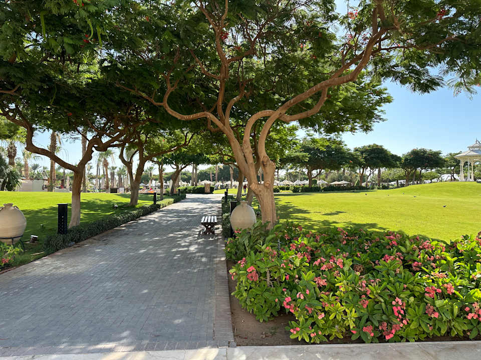 Gartenanlage Steigenberger ALDAU Beach Hotel