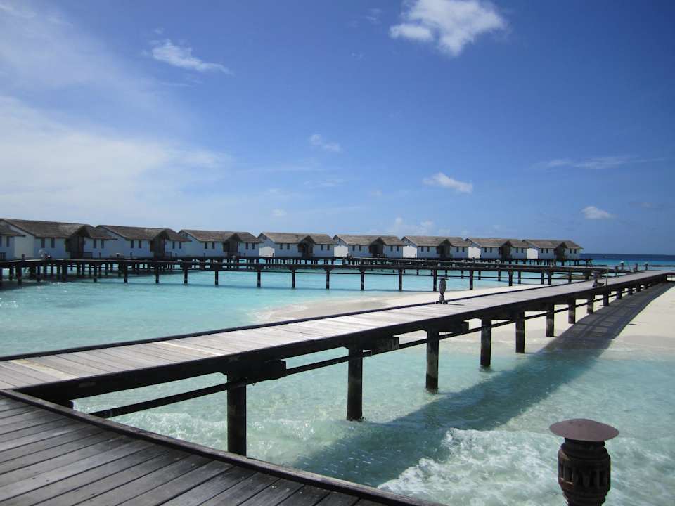 Wasservillen mit Laufstegen NH Collection Maldives Reethi Resort