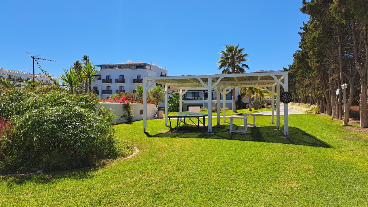 Außenansicht TUI BLUE Oceanis Beach and Spa Resort