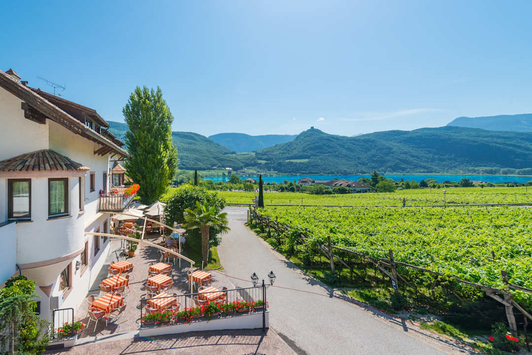 Außenansicht Gasthof Kalterer See Hof