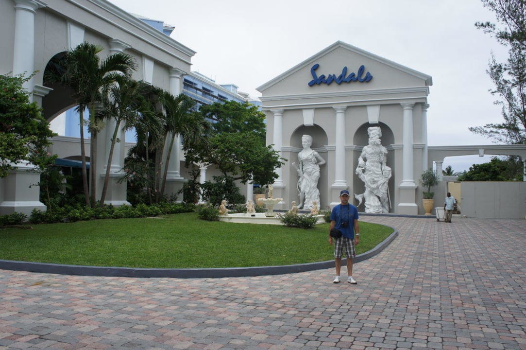 Entree Sandals Royal Bahamian