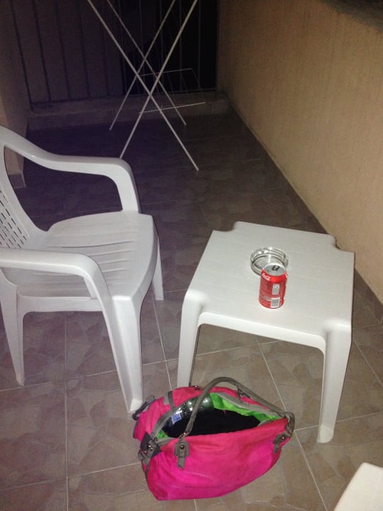 Balkon mit kleinem Wäscheständer Odessos Park Hotel