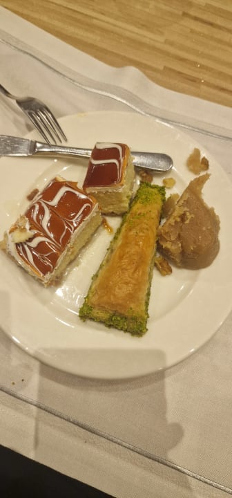Gastro Limak Lara Deluxe Hotel & Resort