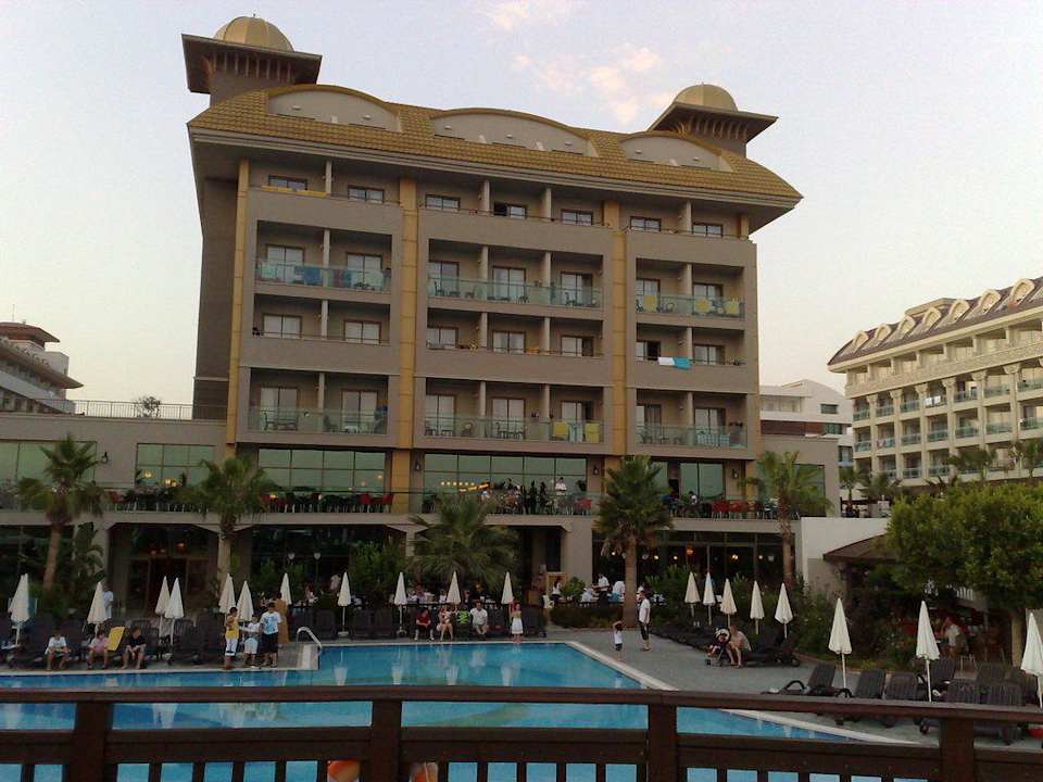 Frontansicht Aydinbey Kings Palace & Spa