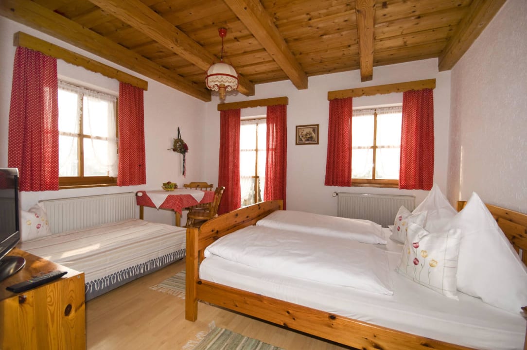 Gästezimmer Pension Stoaberger Hof