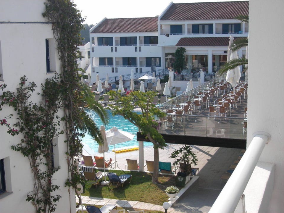 Pool früher Morgen AluaSoul Zakynthos - Adults only