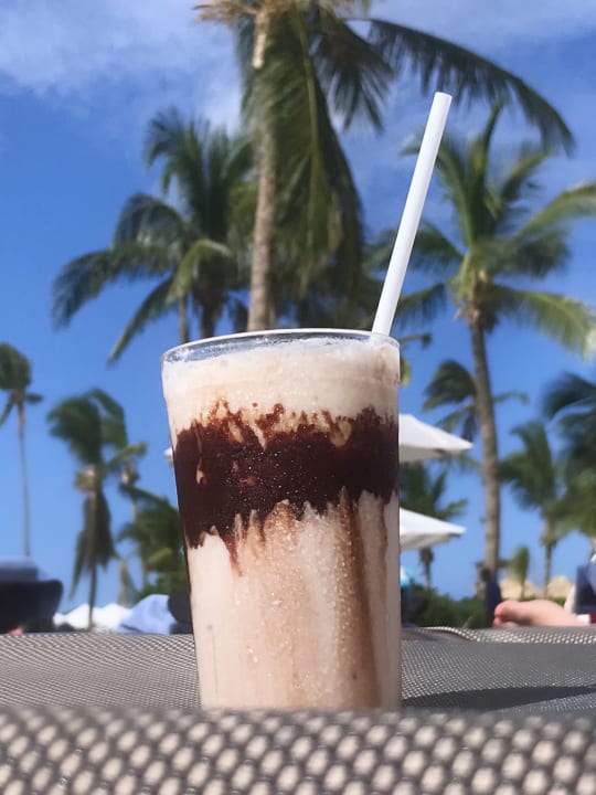 Pool Ocean Blue & Sand