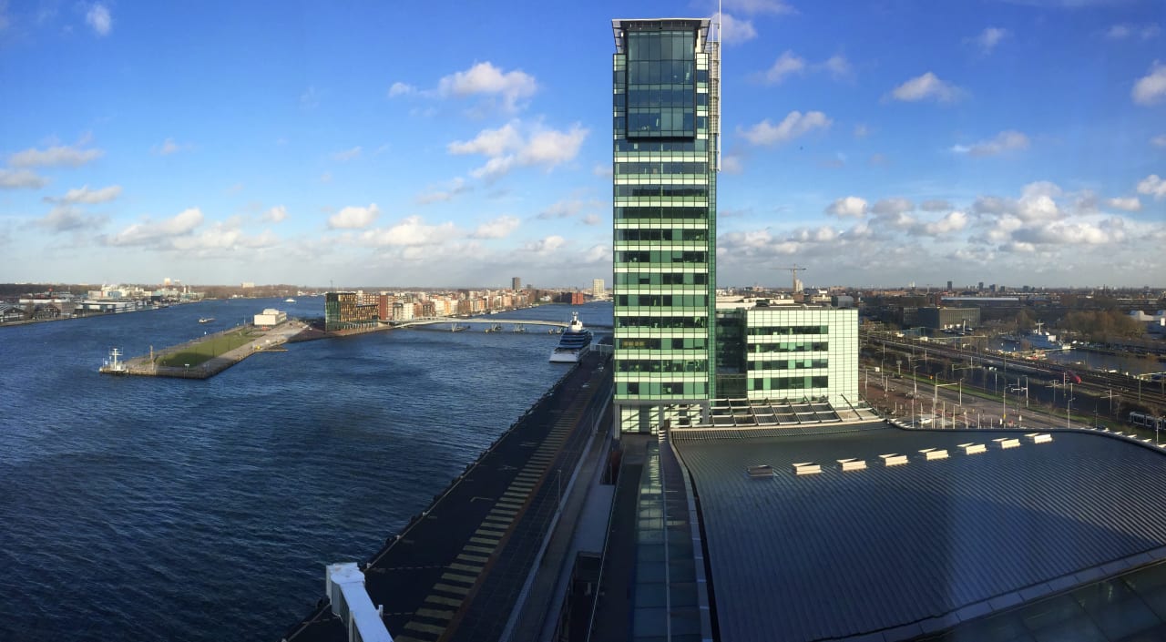 Ausblick Mövenpick Hotel Amsterdam City Centre