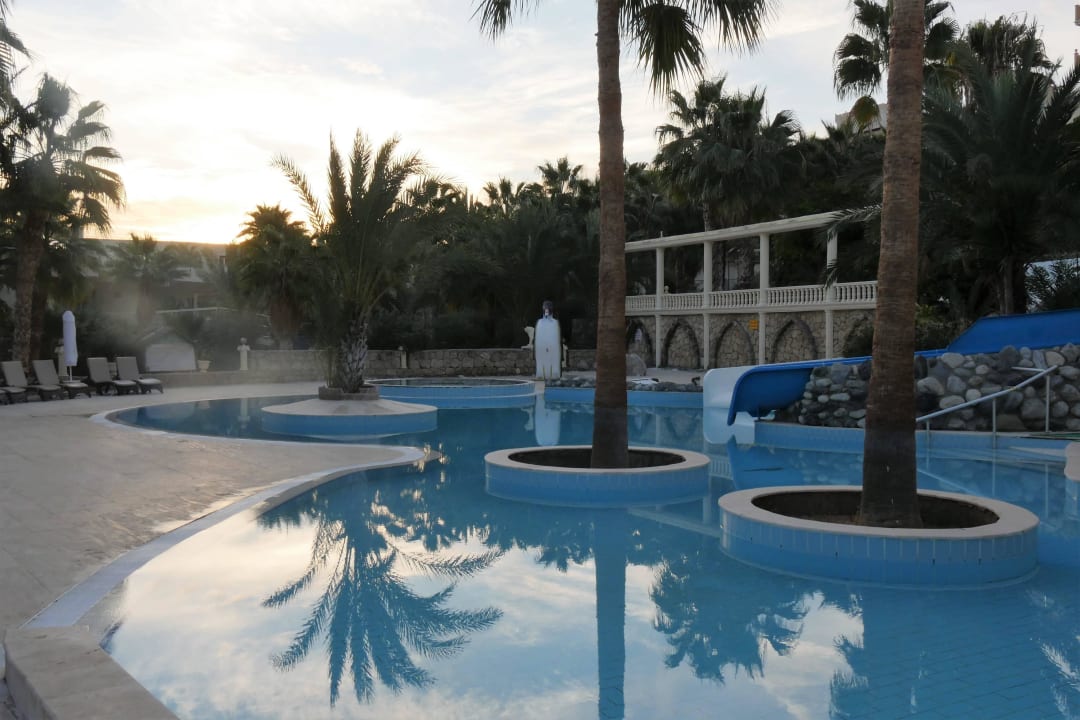 Ausschnitt eines Pool vom Oscar Resort Hotel Oscar Resort Hotel