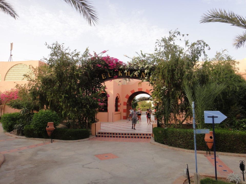 Weg zum Strand Jaz Makadi Oasis Resort